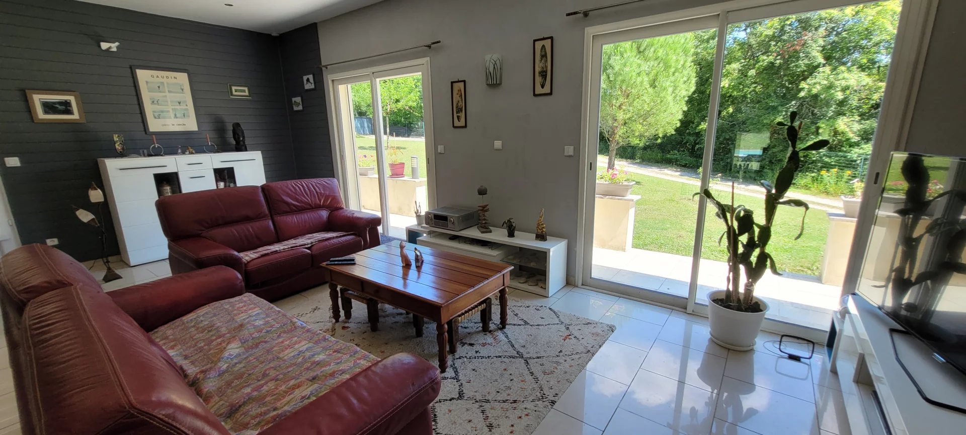 Contemporary 4-bed house with pool in the countryside, Midi-Pyrénées – France – BVI76007