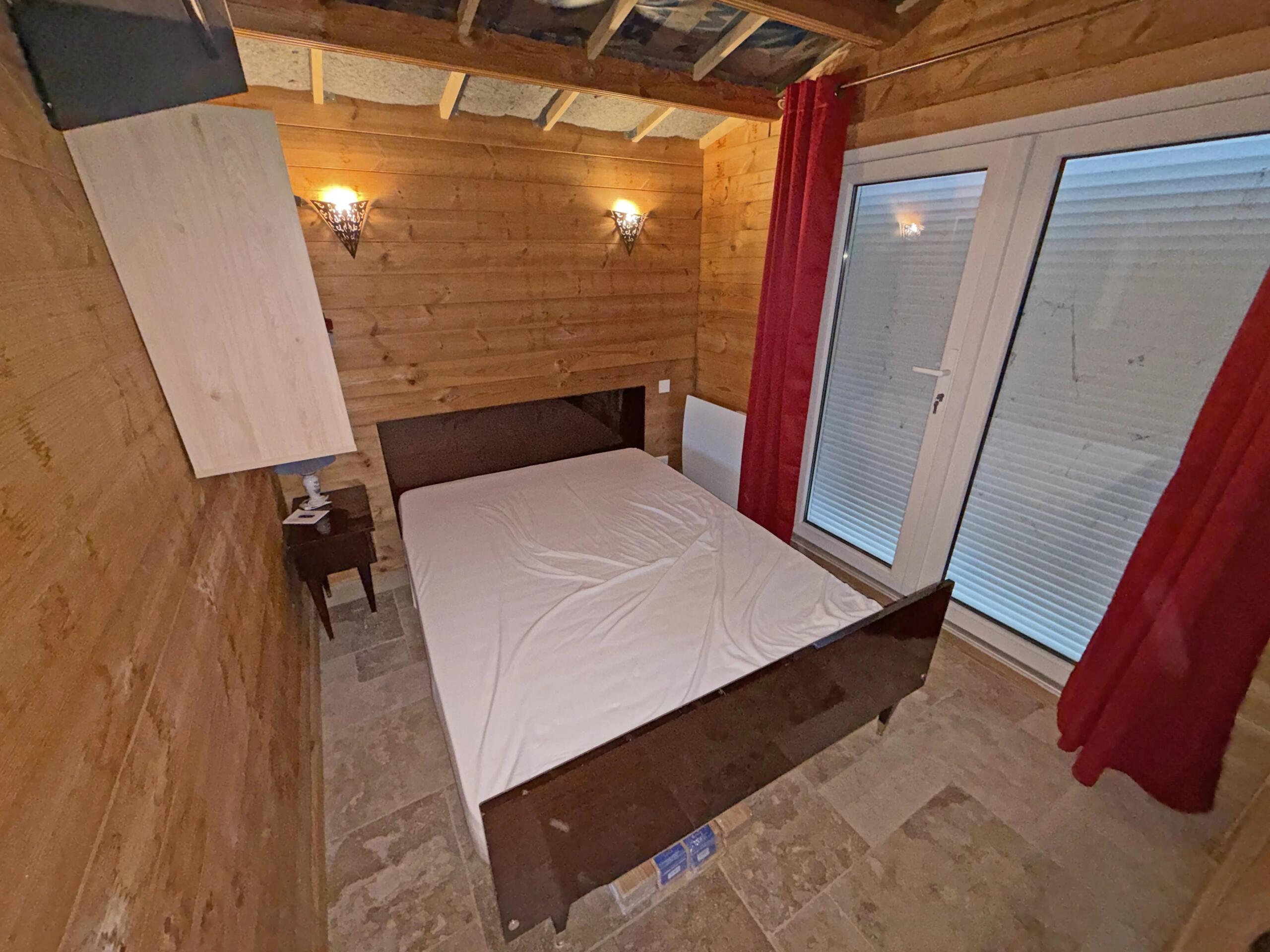 Charming Chalet near Aubeterre-sur-Dronne !, Aquitaine – France – BVI84583