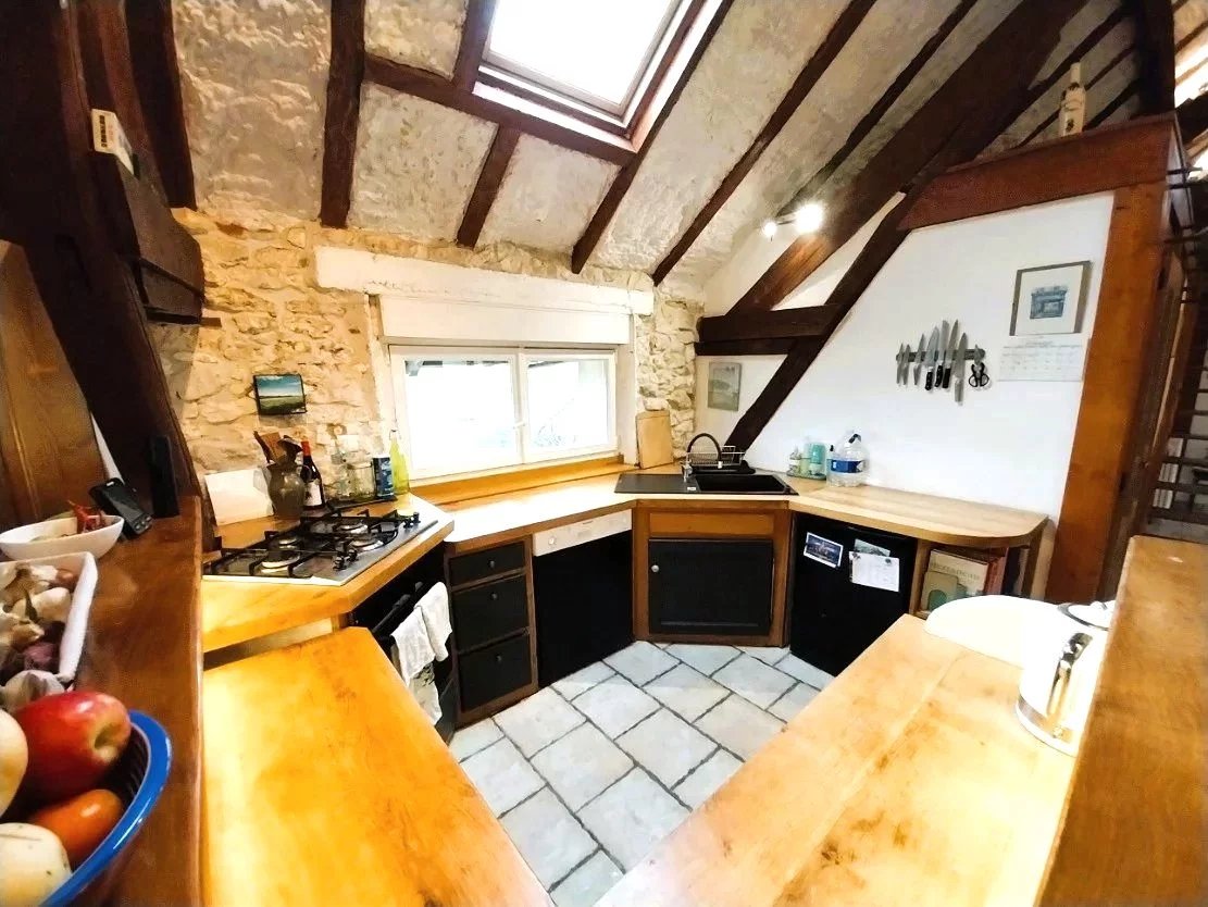 Charming 3-Bedroom Barn-Style Home with Pool and 1.3 Hectares of Land, Midi-Pyrénées – France – BVI84556