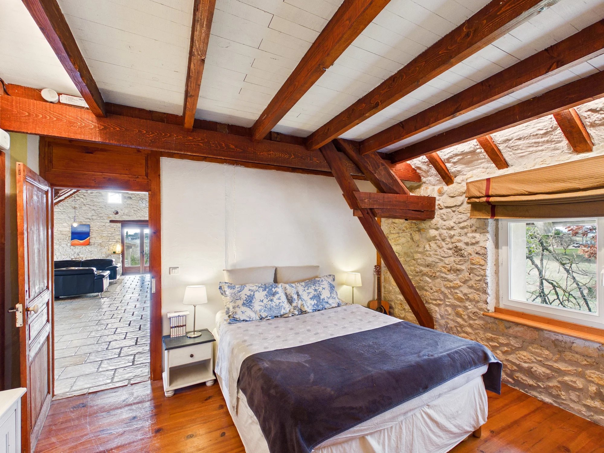 Charming 3-Bedroom Barn-Style Home with Pool and 1.3 Hectares of Land, Midi-Pyrénées – France – BVI84556