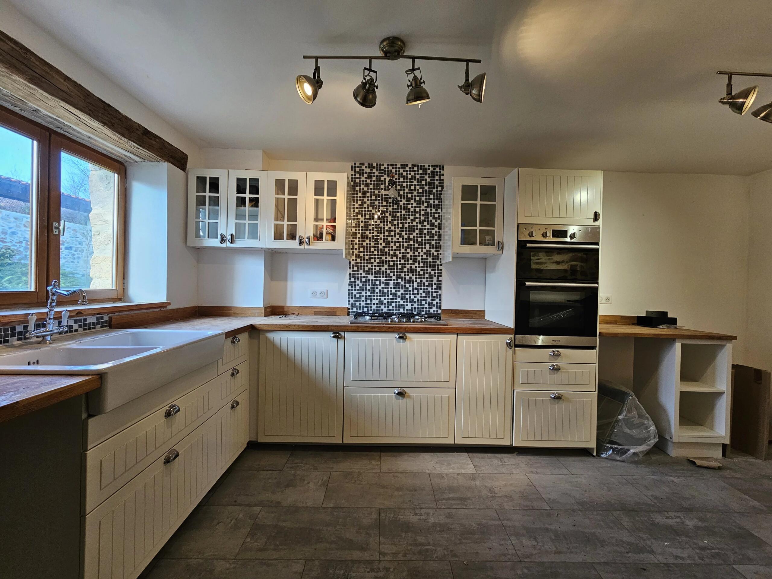 A Tale of Two Cottages – Live In One, Create the Other!, Poitou-Charentes – France – BVI84353