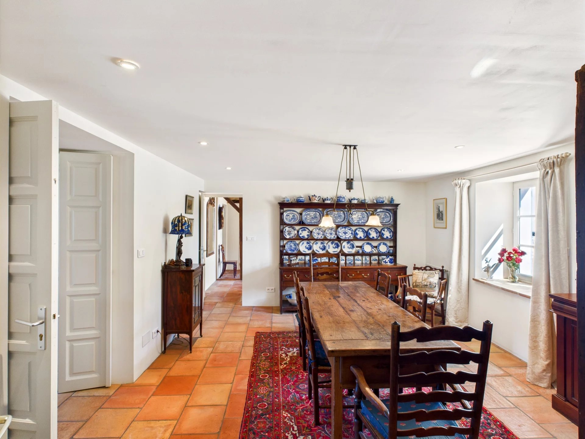 Charming Former Vigneron Estate with 33 Hectares, Panoramic Views, and Lake, Midi-Pyrénées – France – BVI81771