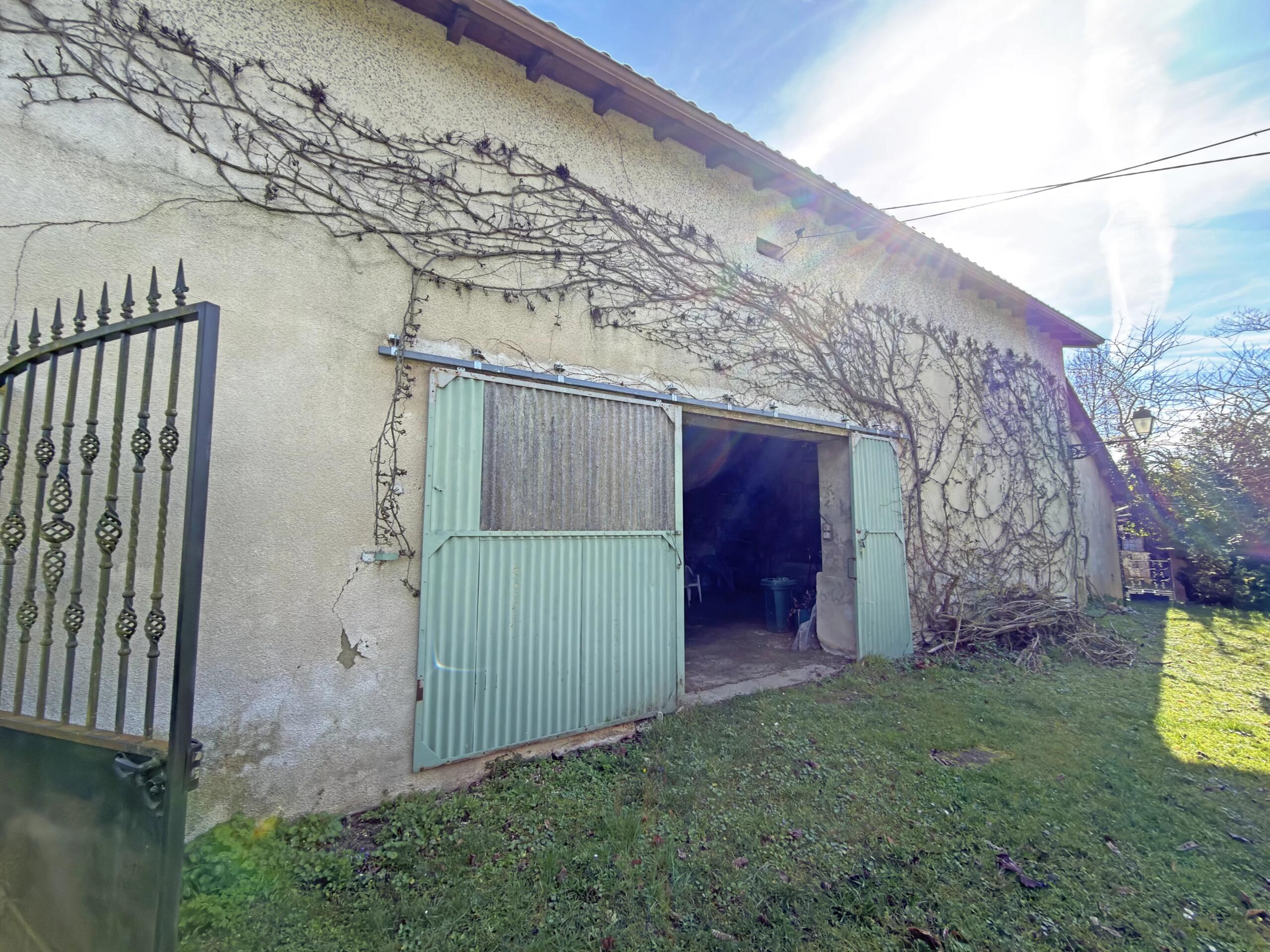 Charming property with pool and barn : to renovate !, Aquitaine – France – BVI84491