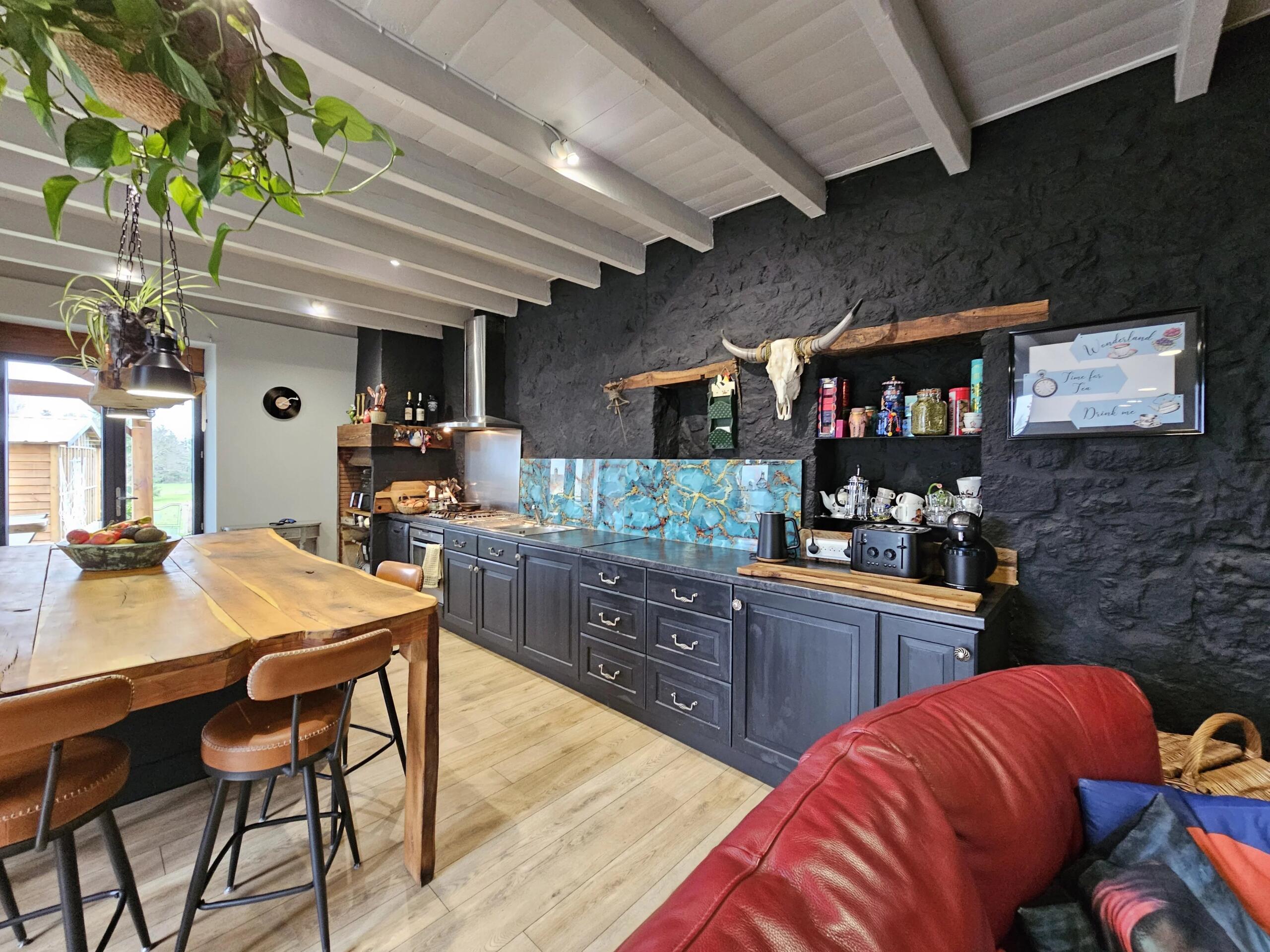 Views, Versatility and Village Convenience, Aquitaine – France – BVI84027