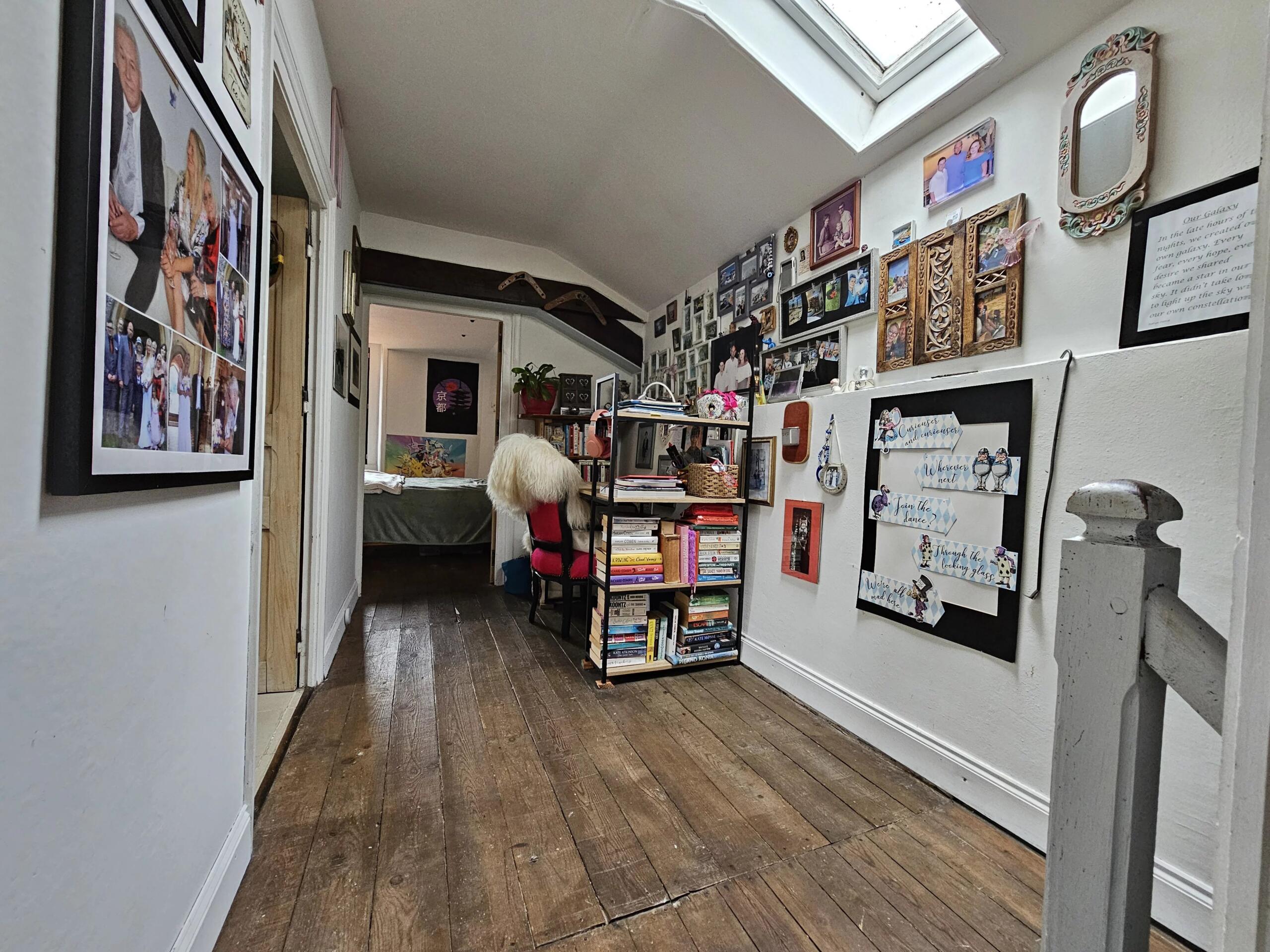 Views, Versatility and Village Convenience, Aquitaine – France – BVI84027