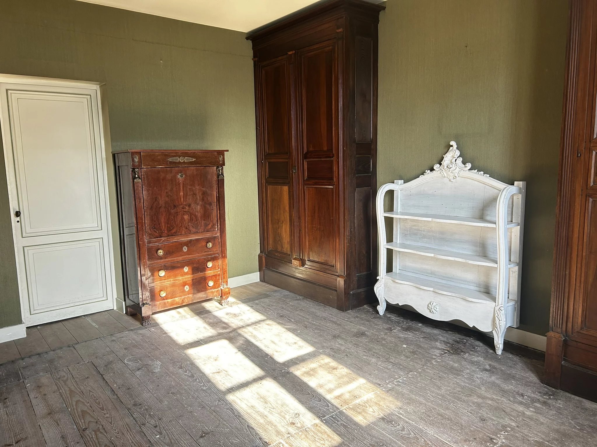 5 Bedroom townhouse with lovely garden, Poitou-Charentes – France – BVI84343