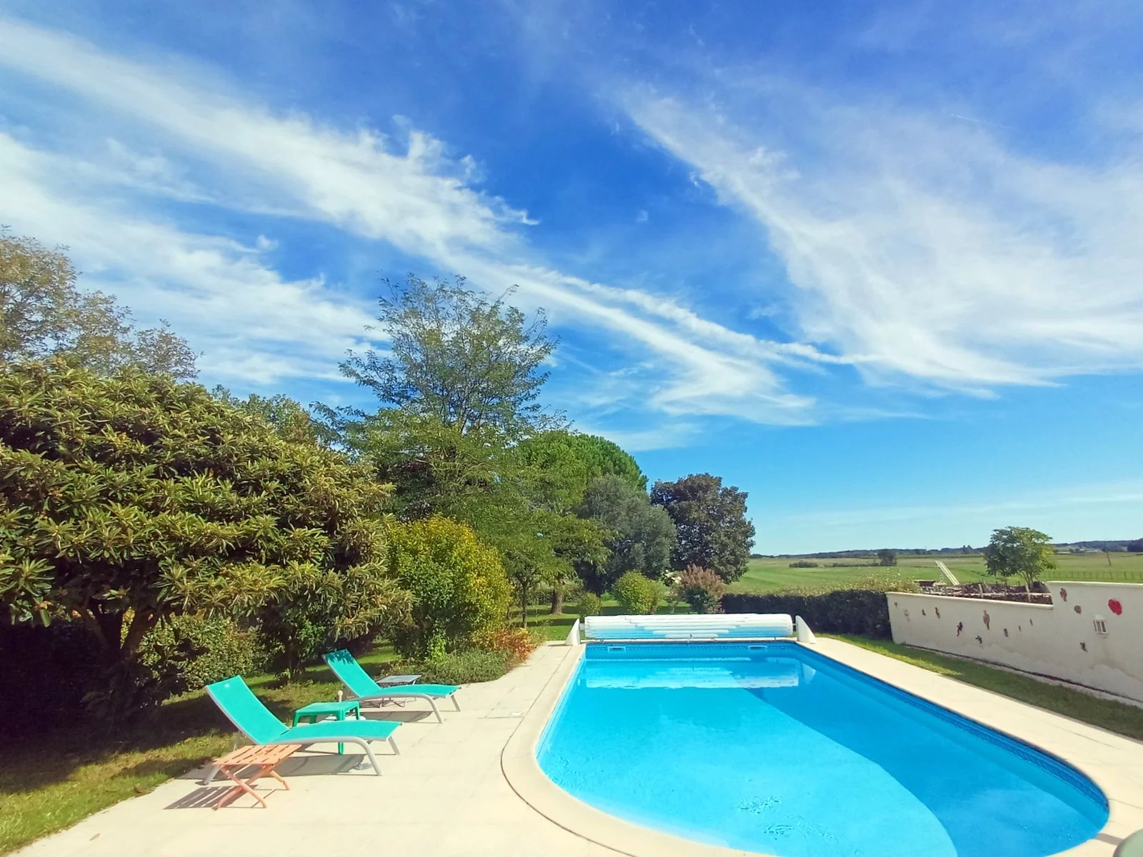 4-bed stone farmhouse with pool just 30 kms from the beach, Poitou-Charentes – France – BVI83033