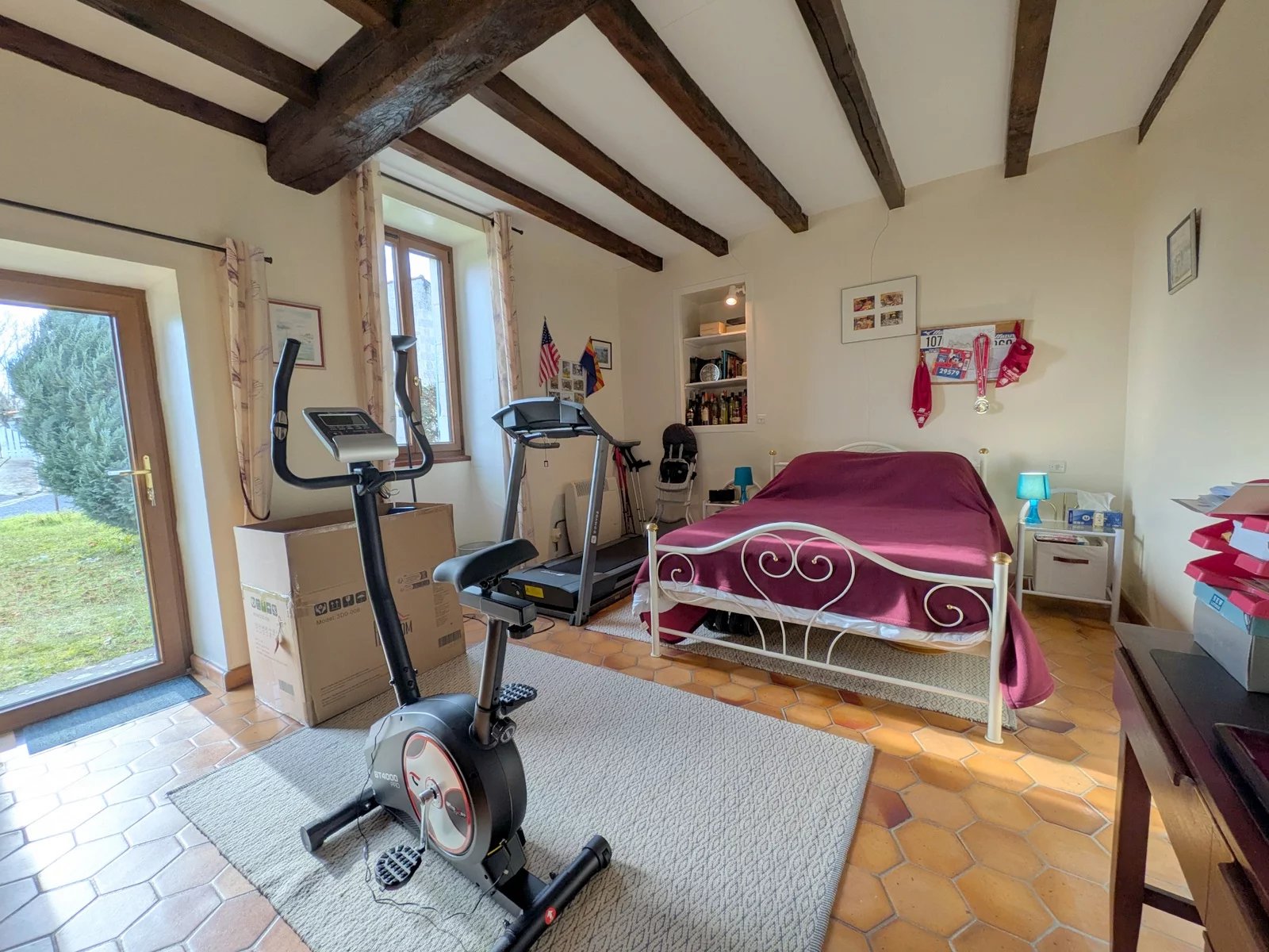 4-bed stone farmhouse with pool just 30 kms from the beach, Poitou-Charentes – France – BVI83033