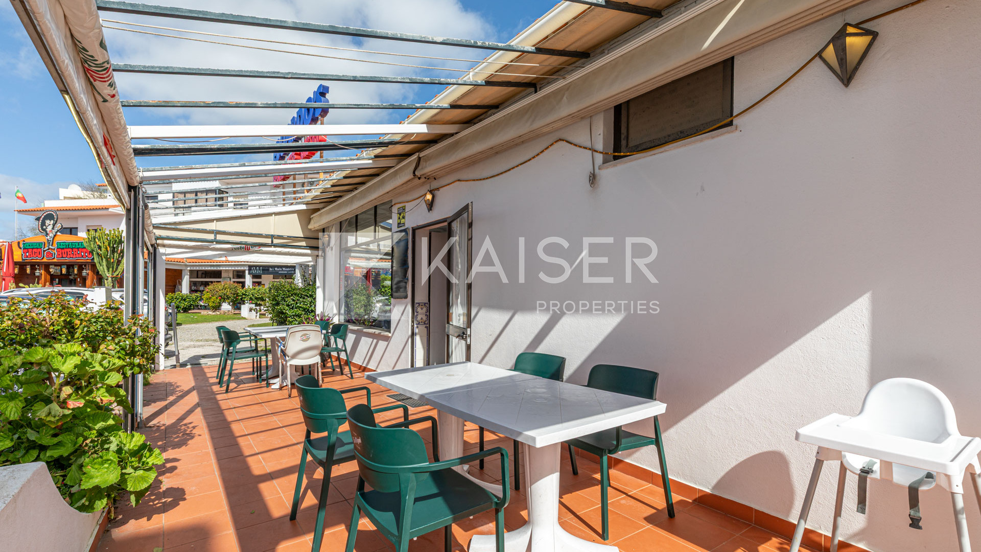 Commercial house in Albufeira, Portugal – KP1326