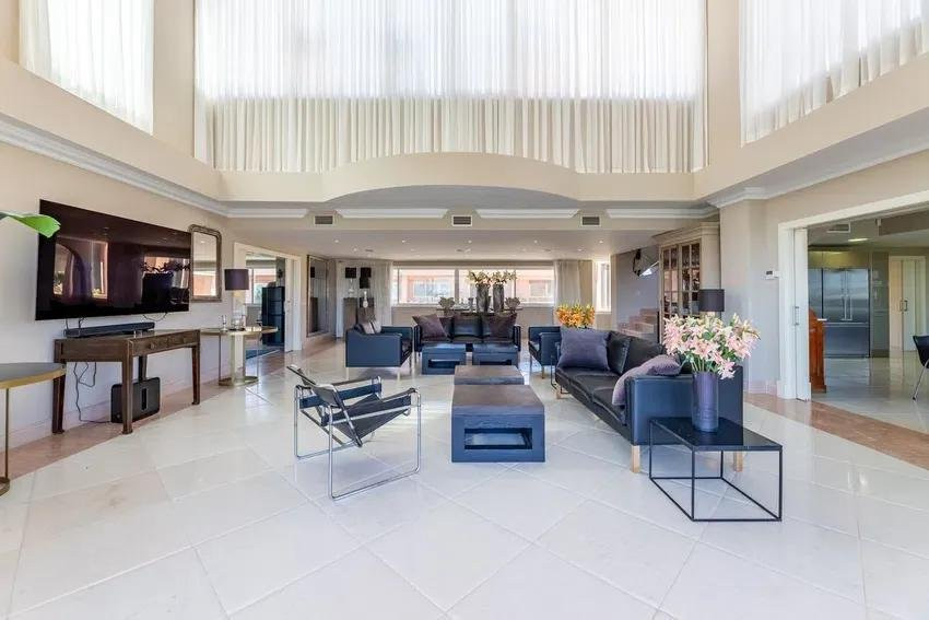 5 bedroom Duplex Penthouse in Marbella, Malaga, Spain – 428-05283P