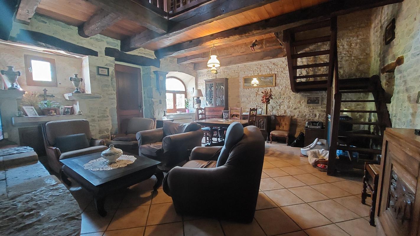 6 bedroom propriete in Saillac, Lot, France