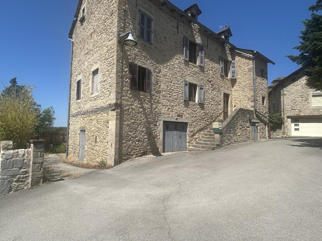 6 bedroom propriete in Agen D’aveyron, Aveyron, France