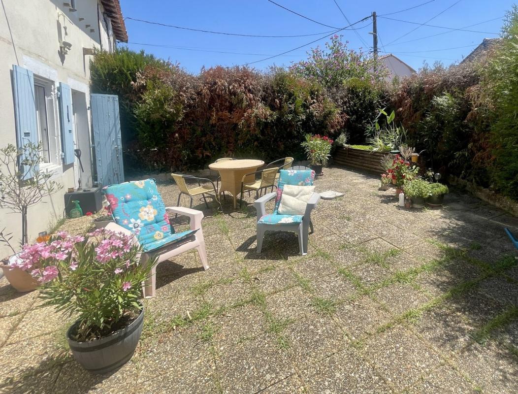 3 bedroom maison en pierres in Bouin, Deux-Sèvres, France