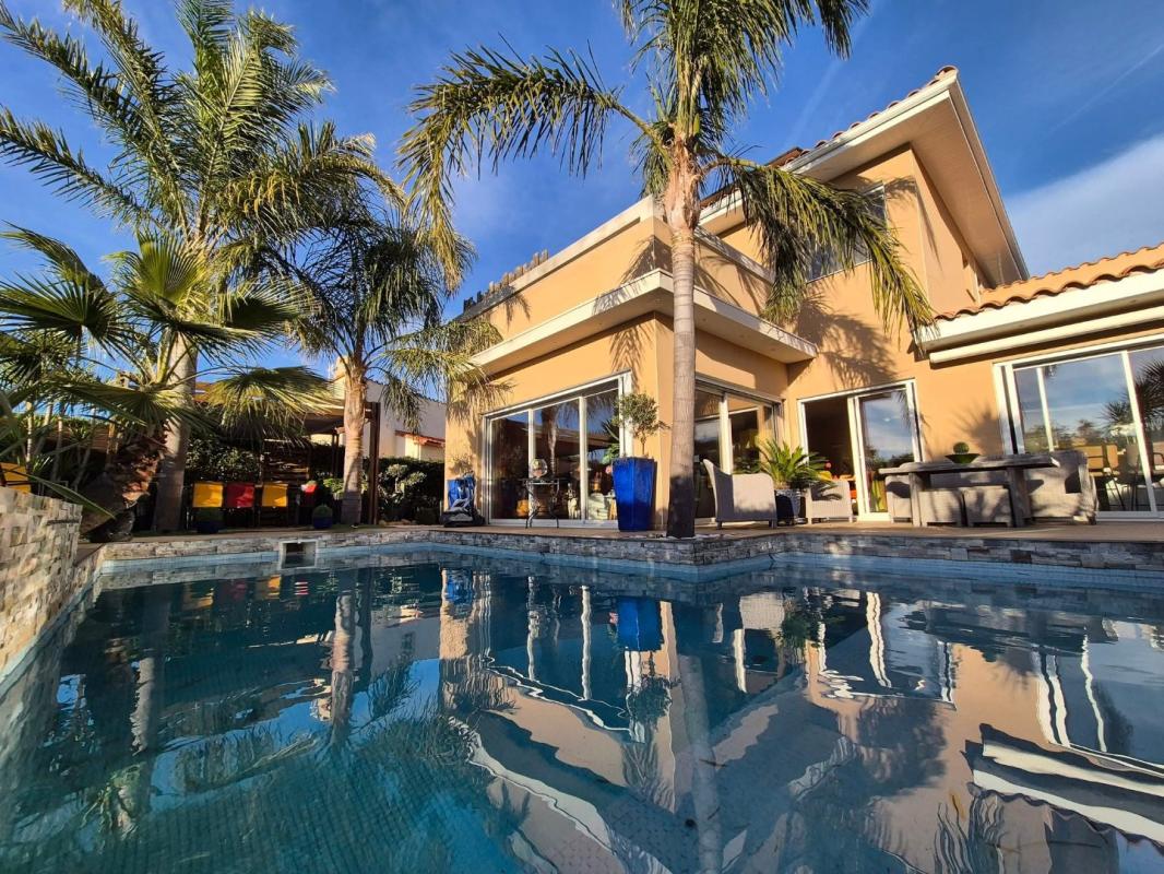 4 bedroom villa in Saint Jean Lasseille, Pyrénées-Orientales, France