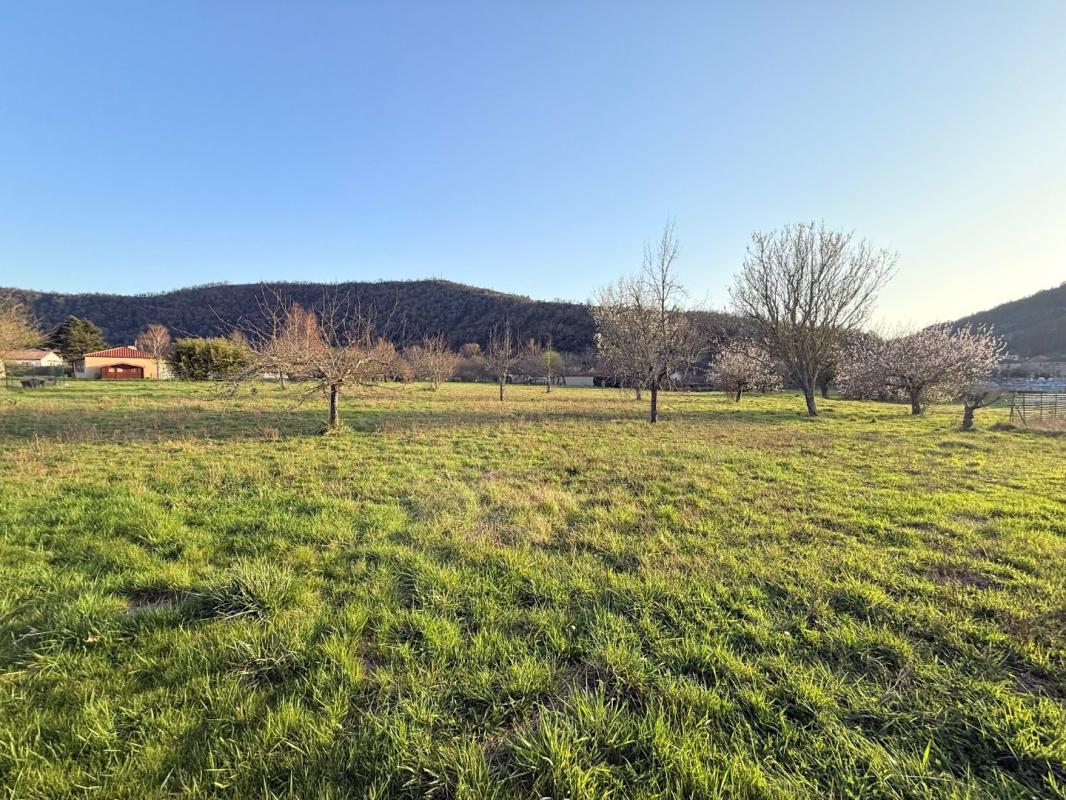 terrain in Douelle, Lot, France