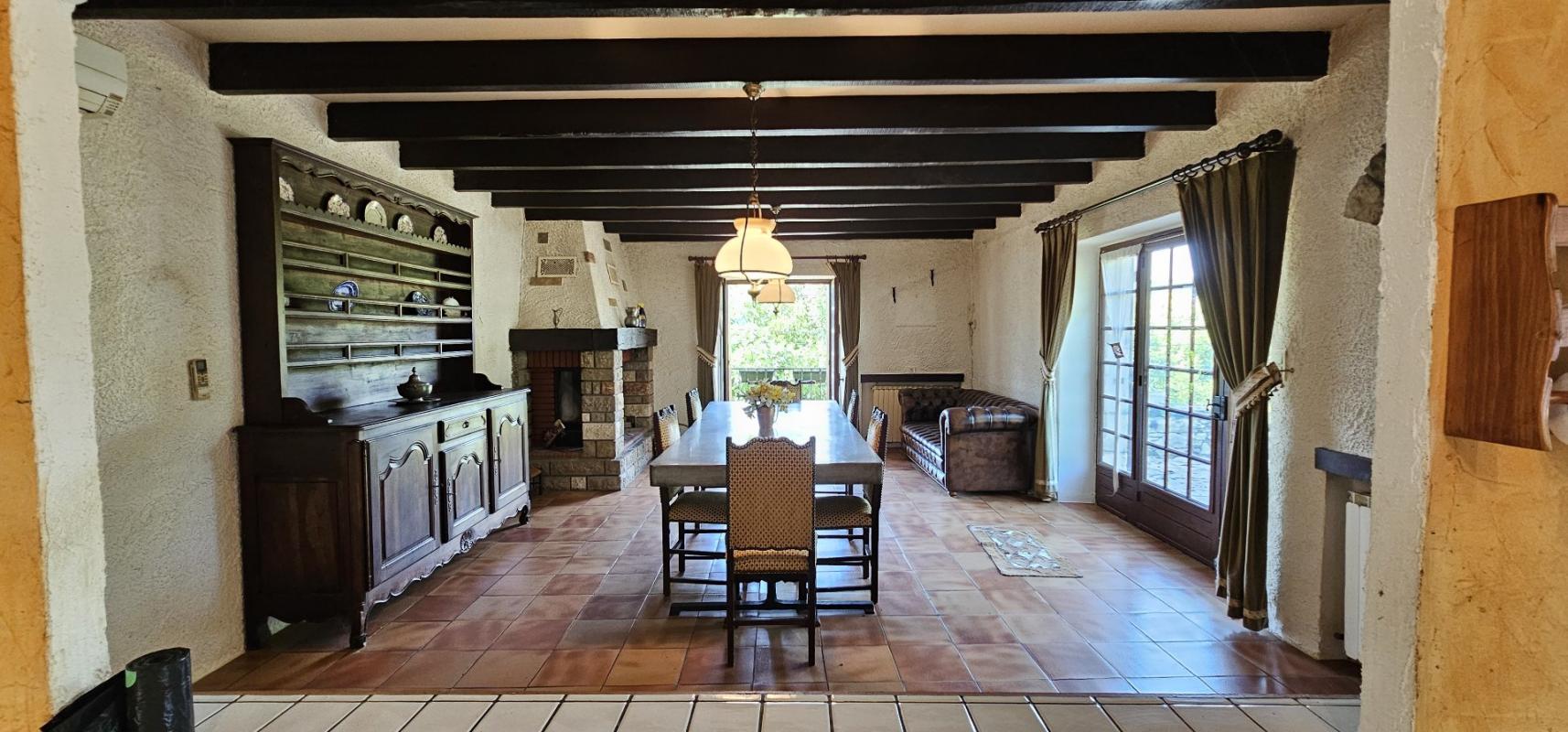 3 bedroom maison en pierres in Saujac, Aveyron, France