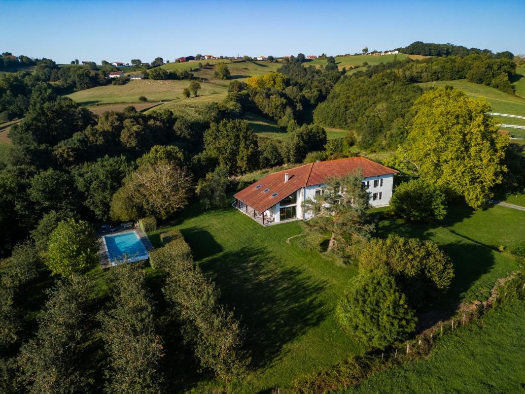 7 bedroom maison in Bardos, Pyrénées-Atlantiques, France