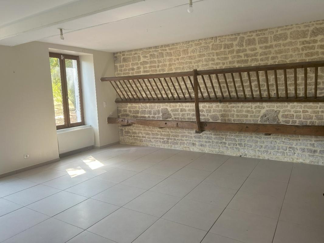 4 bedroom maison in Aulnay, Charente-Maritime, France