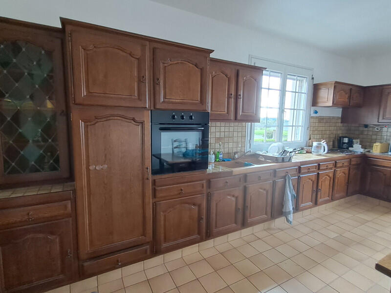 Spacious Detached family home with great potential close to Le Teilleul, Manche, Normandy