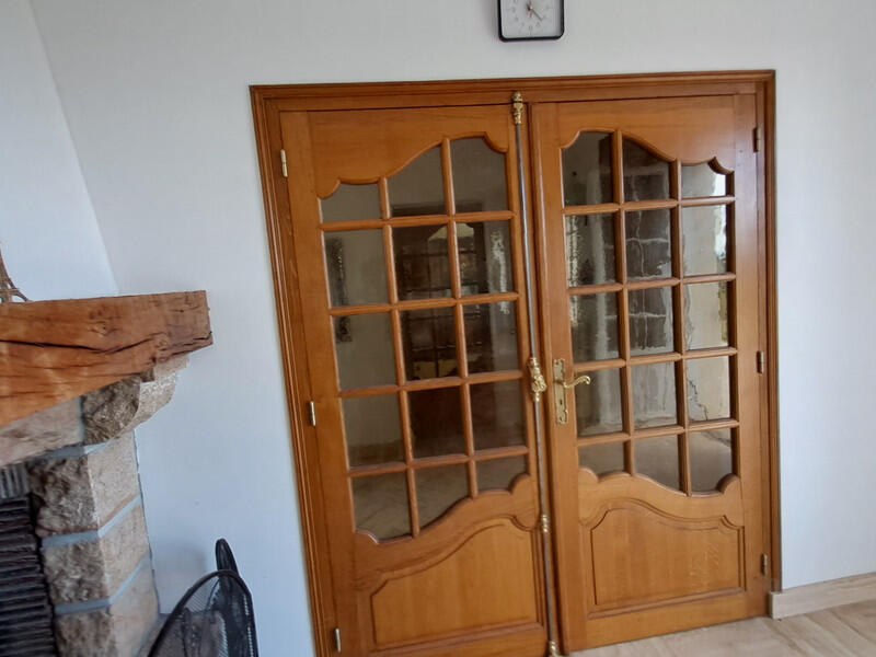 Spacious Detached family home with great potential close to Le Teilleul, Manche, Normandy