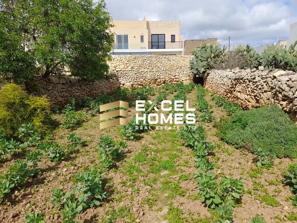 3 bedroom Farmhouse in Xewkija, Malta – 66843