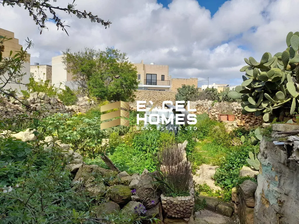 3 bedroom Farmhouse in Xewkija, Malta – 66843