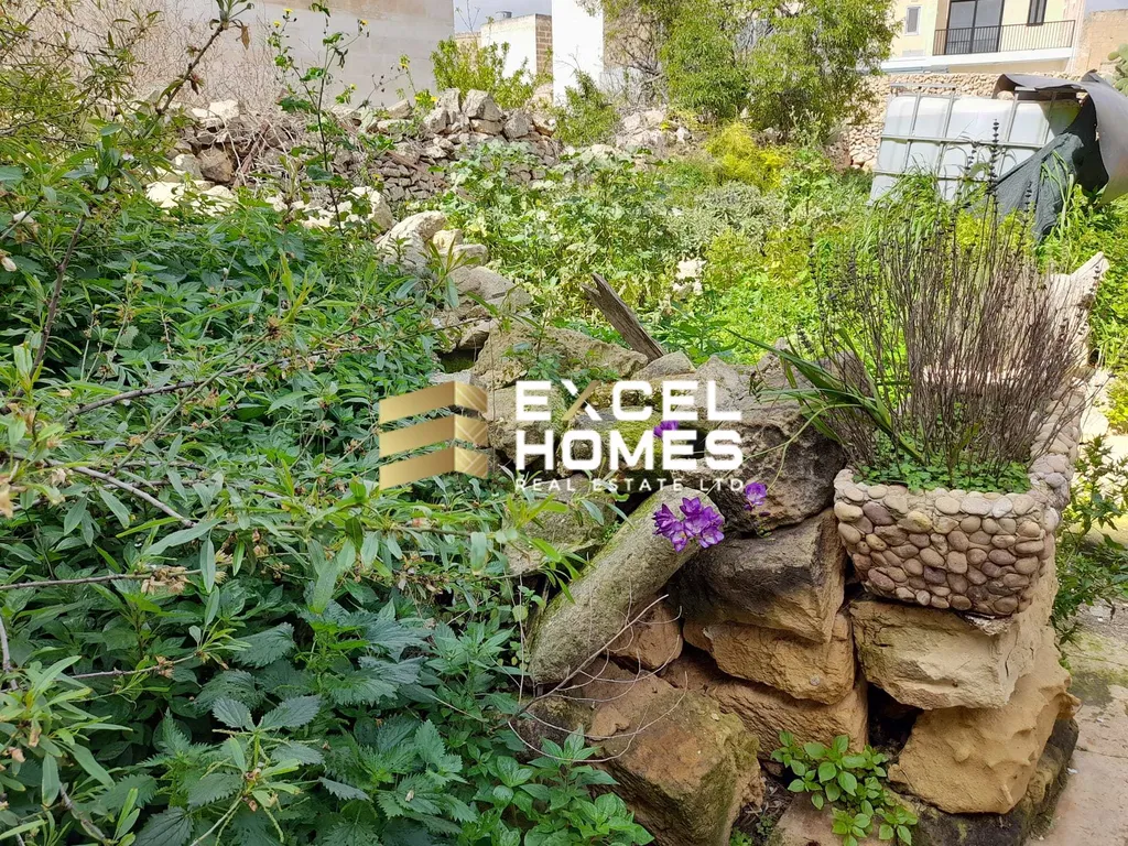 3 bedroom Farmhouse in Xewkija, Malta – 66843