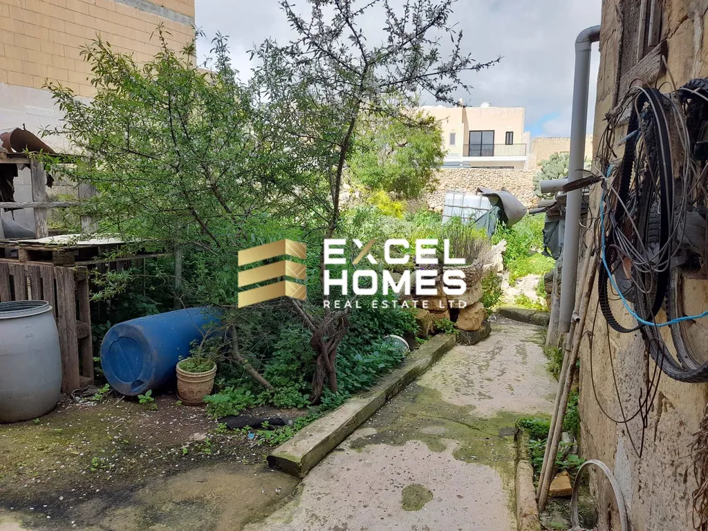 3 bedroom Farmhouse in Xewkija, Malta – 66843