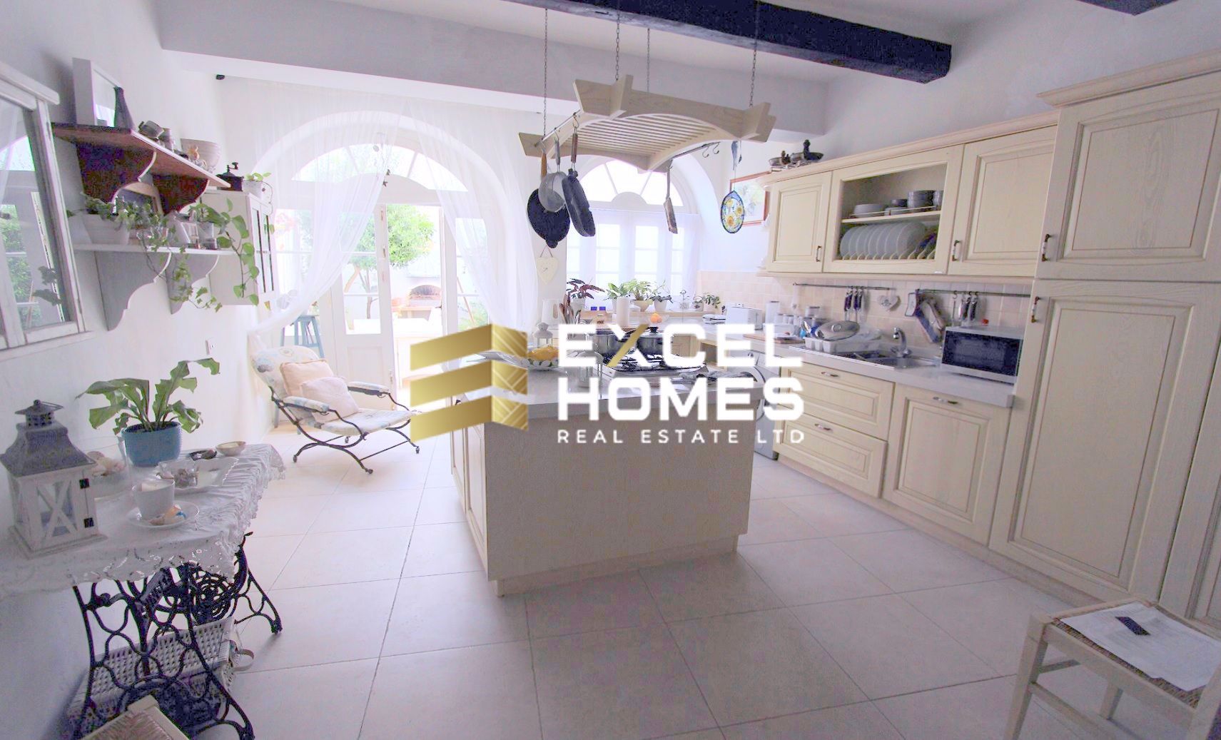 3 bedroom Character House in Mosta, Malta – 5580