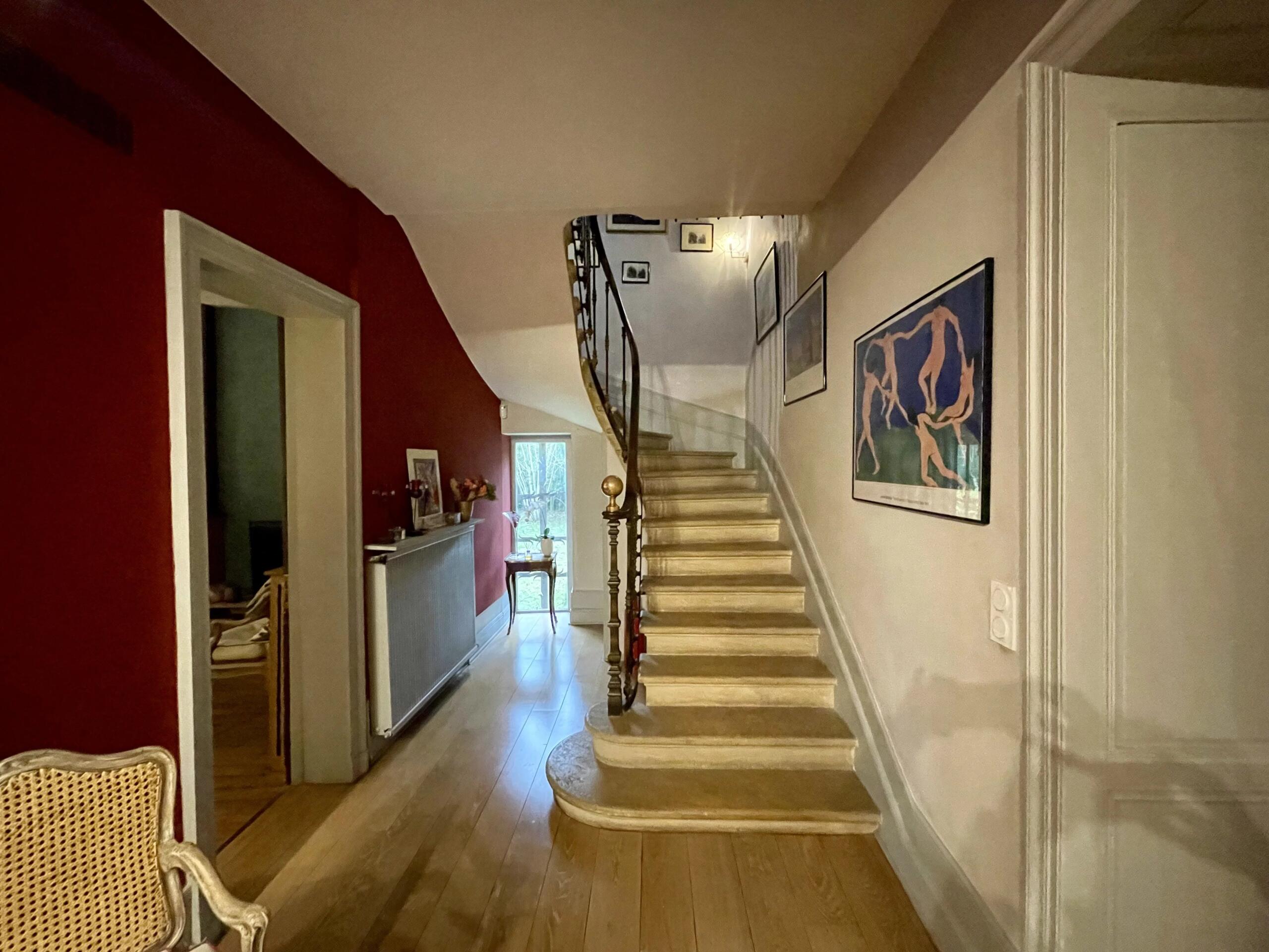 5 bed Manor House with Pool in the Heart of Cérons (33), Aquitaine – France – BVI82299