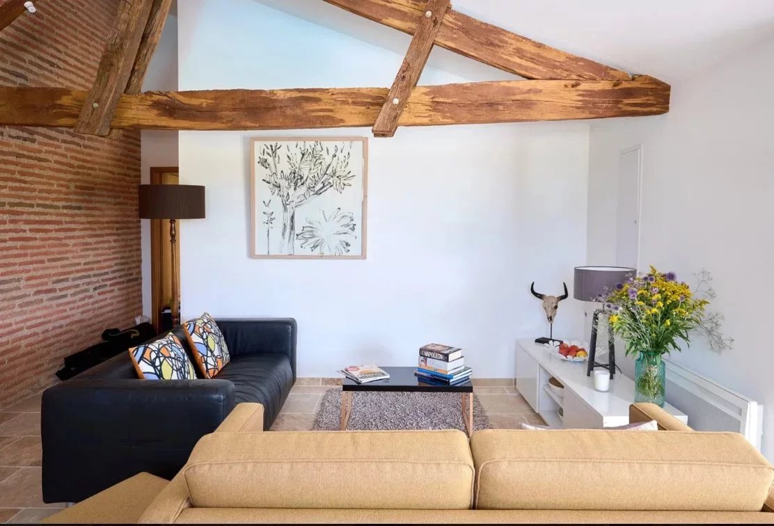 Elegant Country Estate with Guest Houses, Swimming Pool and Private Owner’s Garden, Aquitaine – France – BVI84269