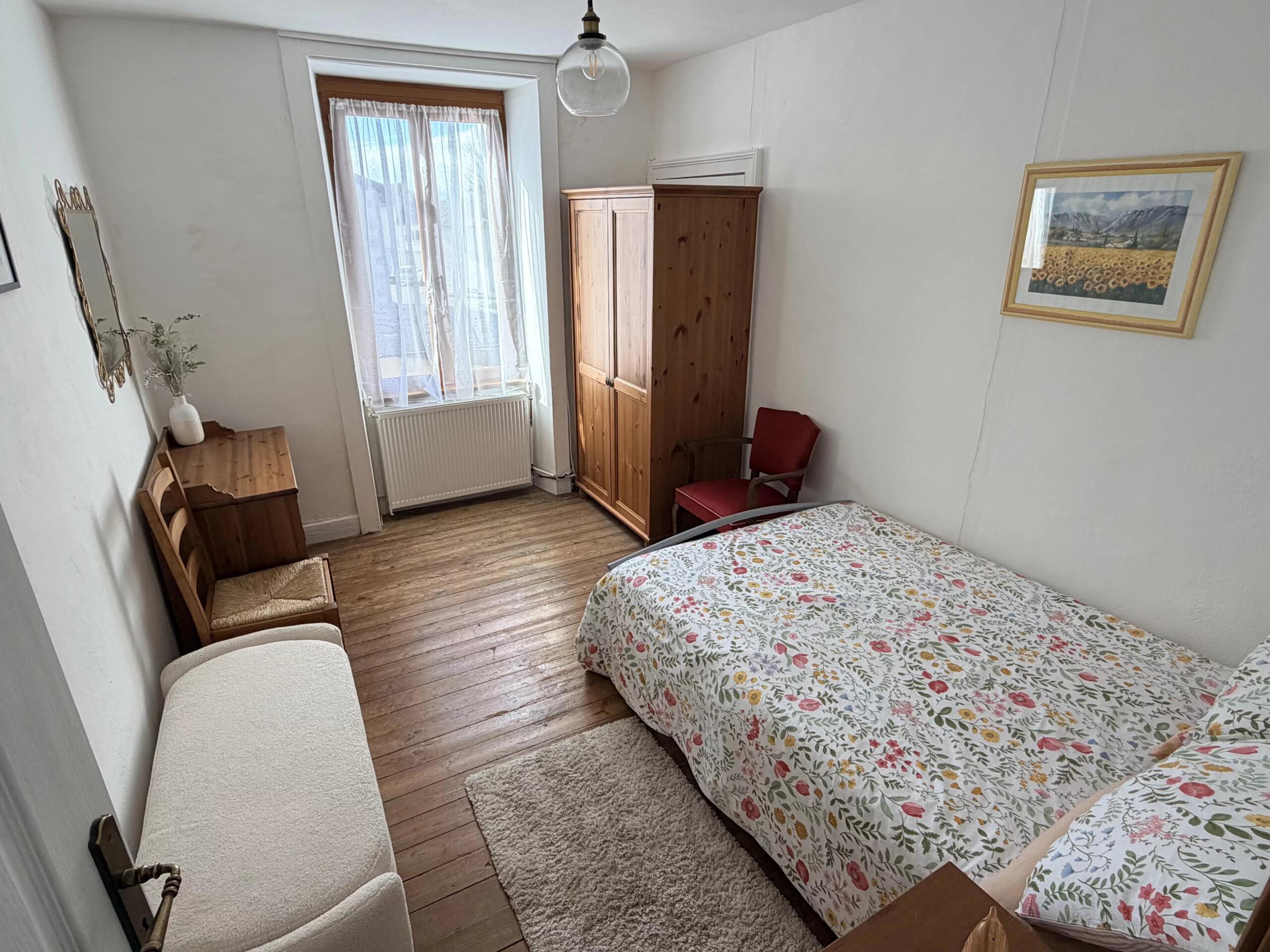 Central village, large four bedroom family home with new spa hot tub, Limousin – France – BVI84729