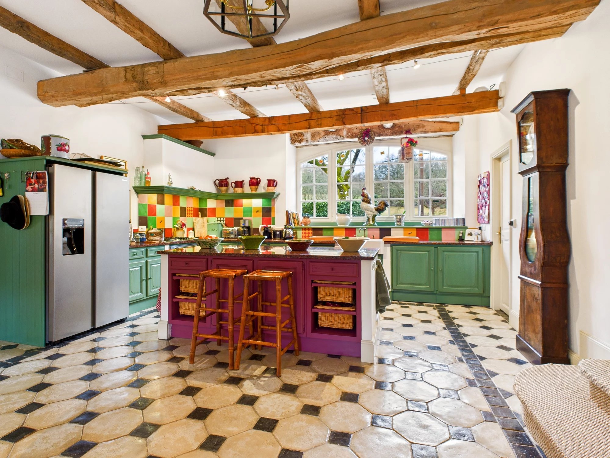 Charming and secluded manor house with guest house and pool in 28 hectares, Midi-Pyrénées – France – BVI83977