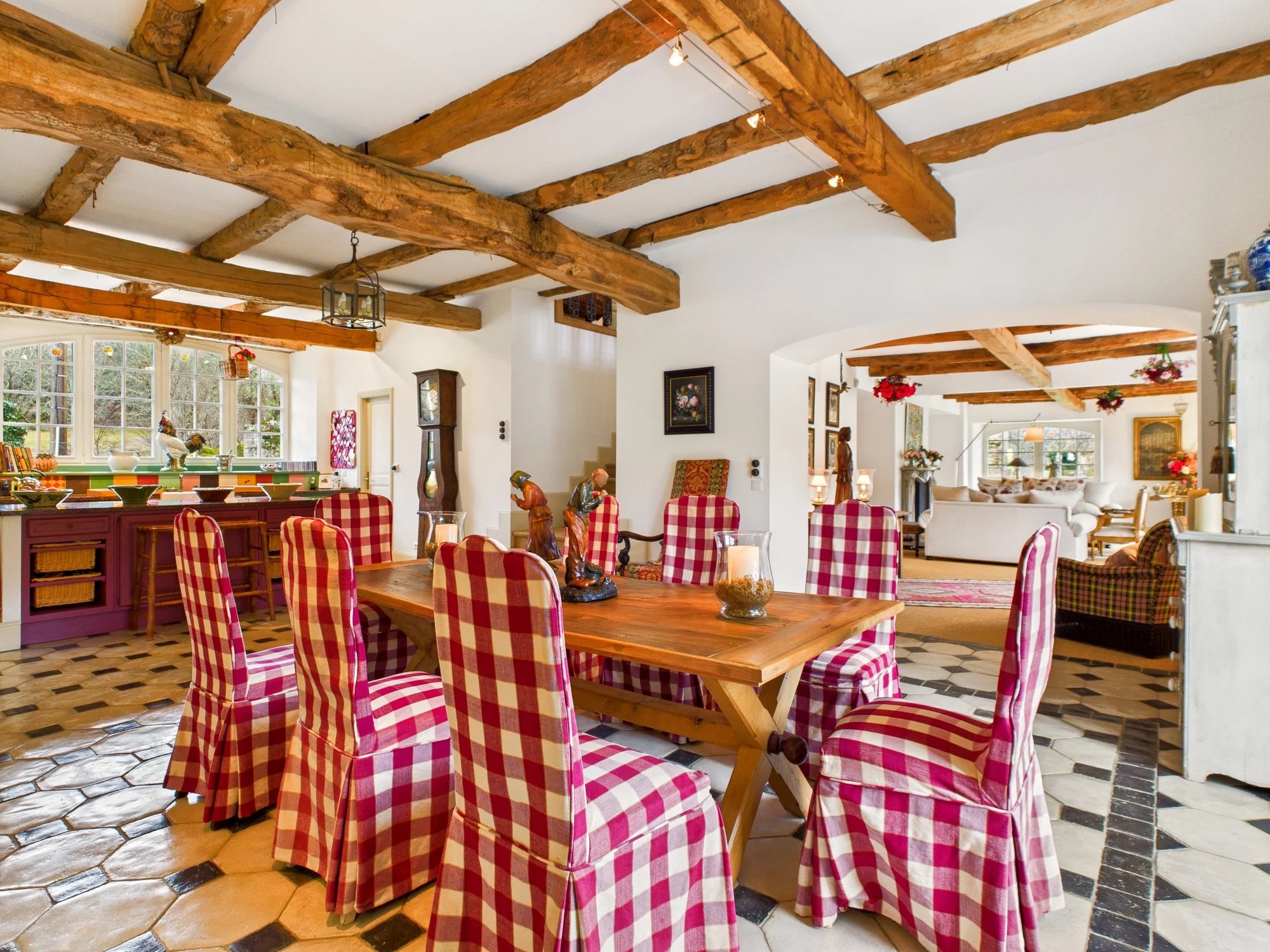 Charming and secluded manor house with guest house and pool in 28 hectares, Midi-Pyrénées – France – BVI83977