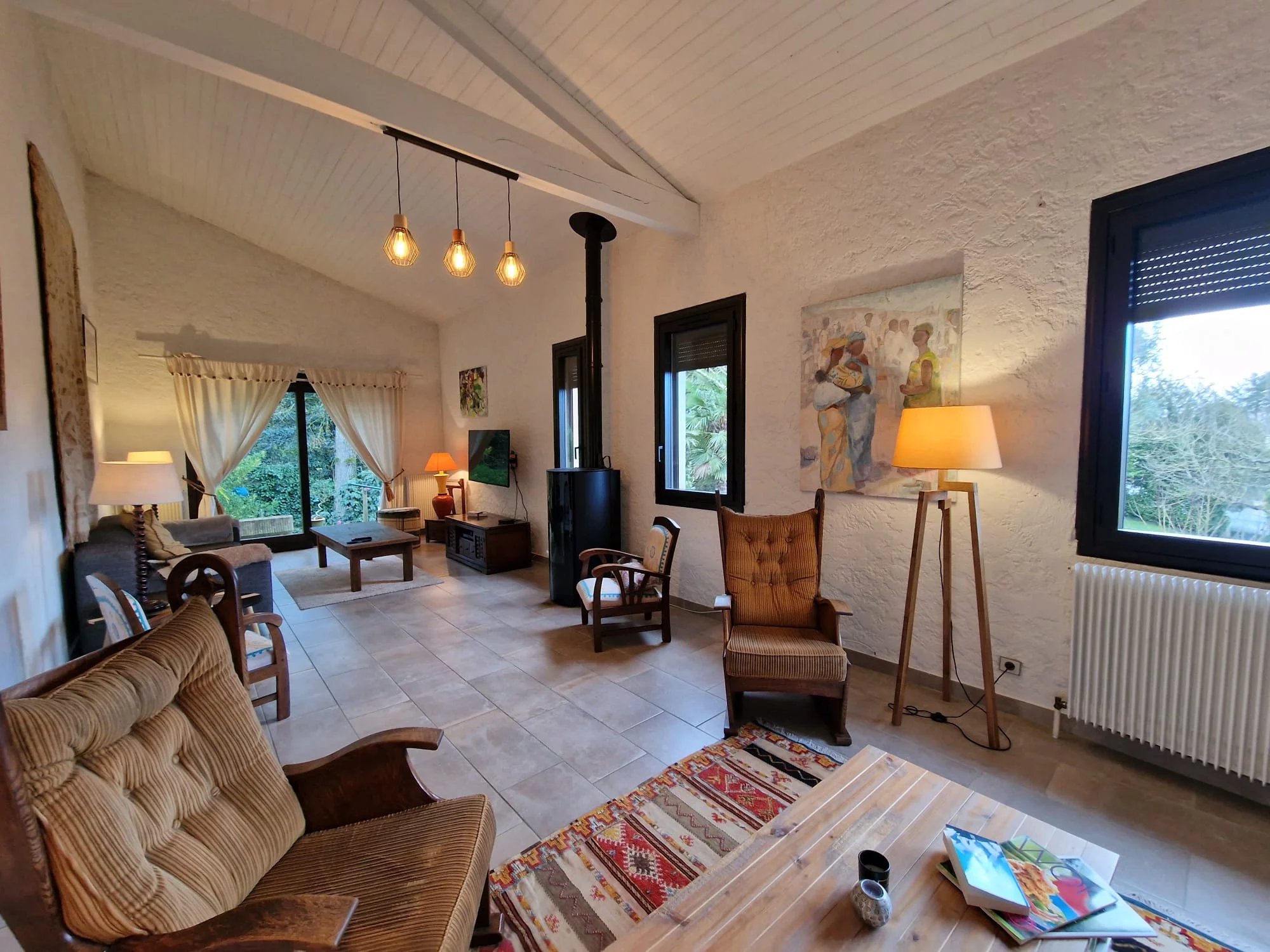 Family home with professional space, garden and swimming pool on outskirts of Eymet, Aquitaine – France – BVI83254