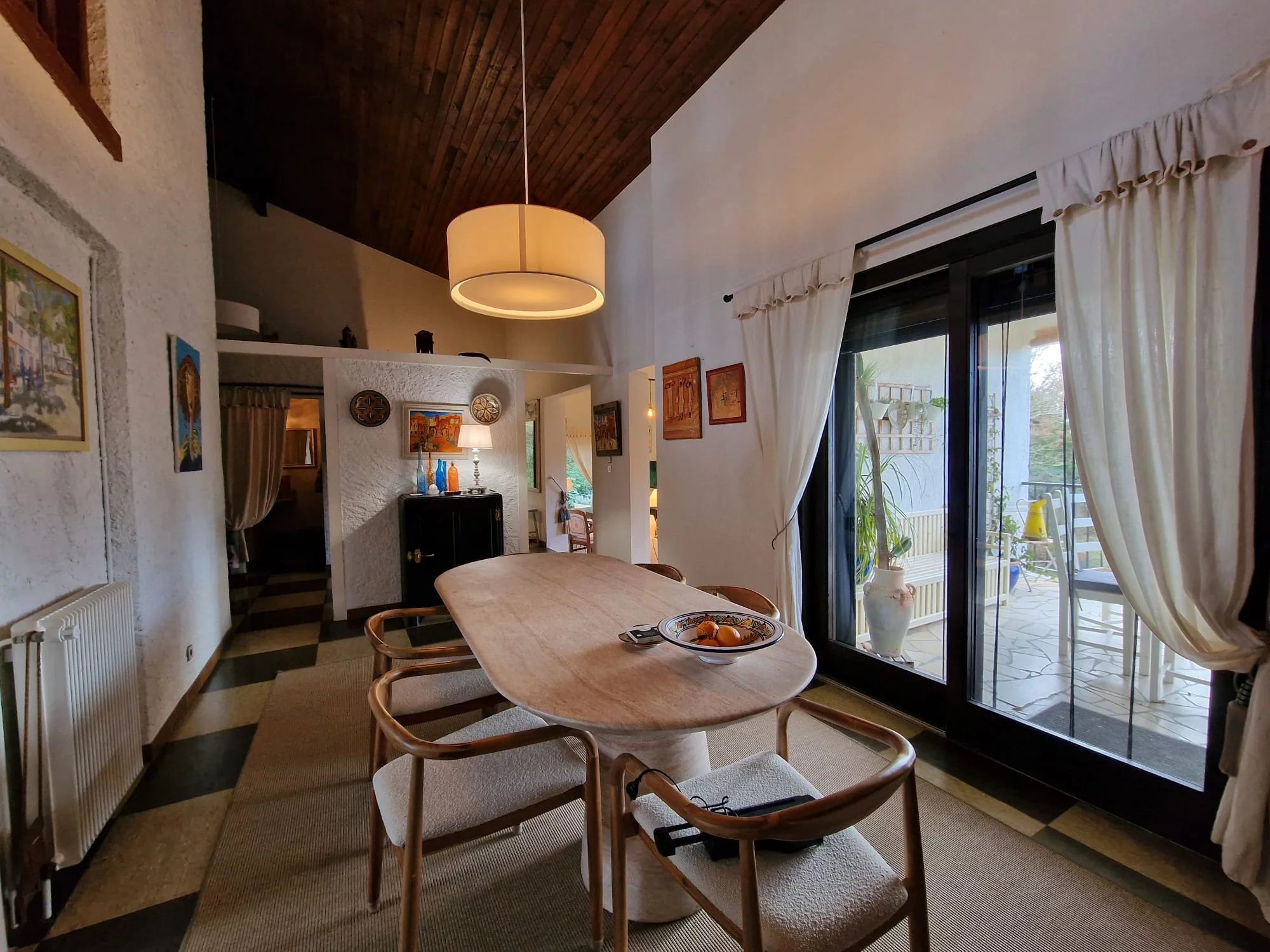 Family home with professional space, garden and swimming pool on outskirts of Eymet, Aquitaine – France – BVI83254