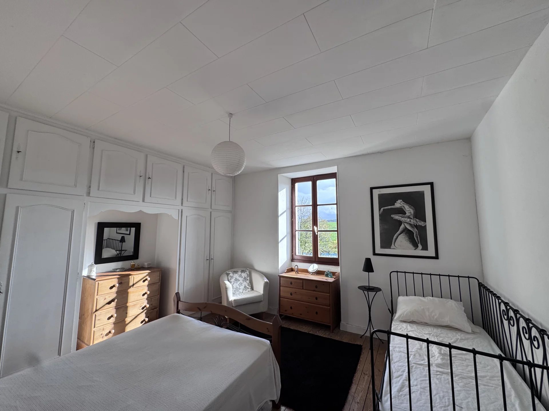 Elegant Village-Edge Residence with Guest Cottage and Countryside Views, Poitou-Charentes – France – BVI83297