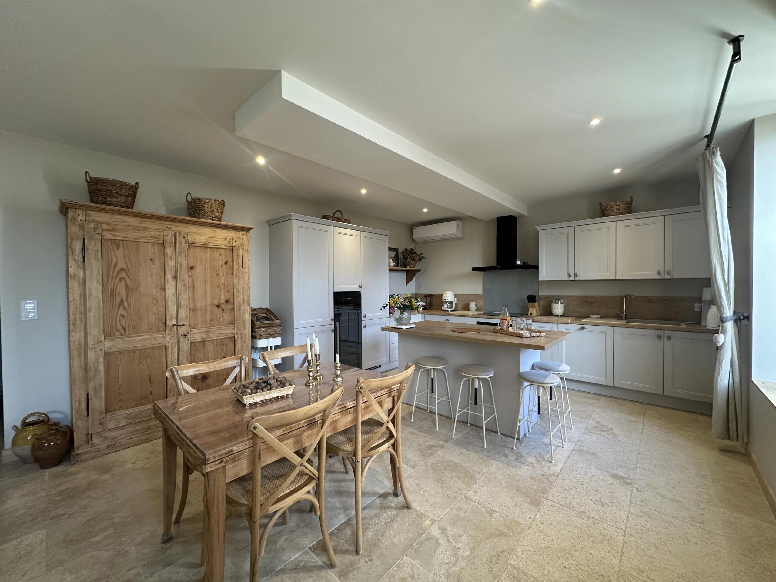 Stone property with guest annex and swimming pool in Eymet, Aquitaine – France – BVI84604