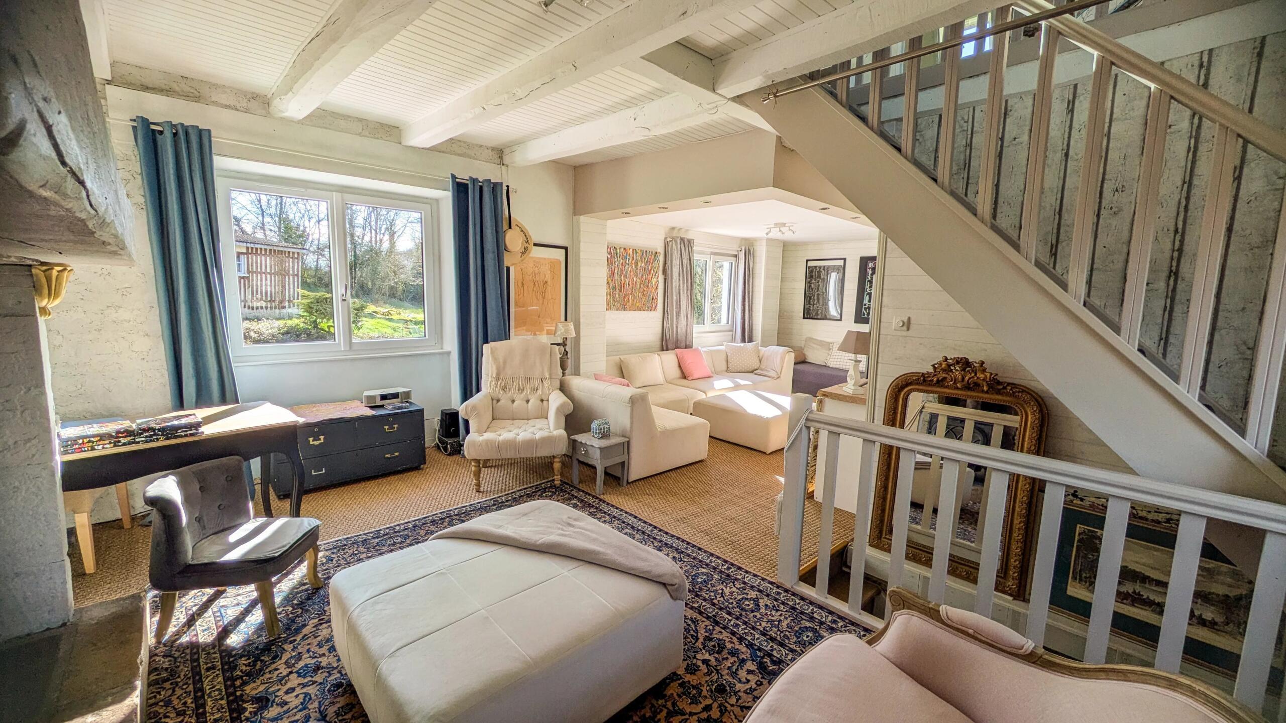 Renovated Village House with Pool, Garden and Garage – Lot/Corrèze, Limousin – France – BVI84319