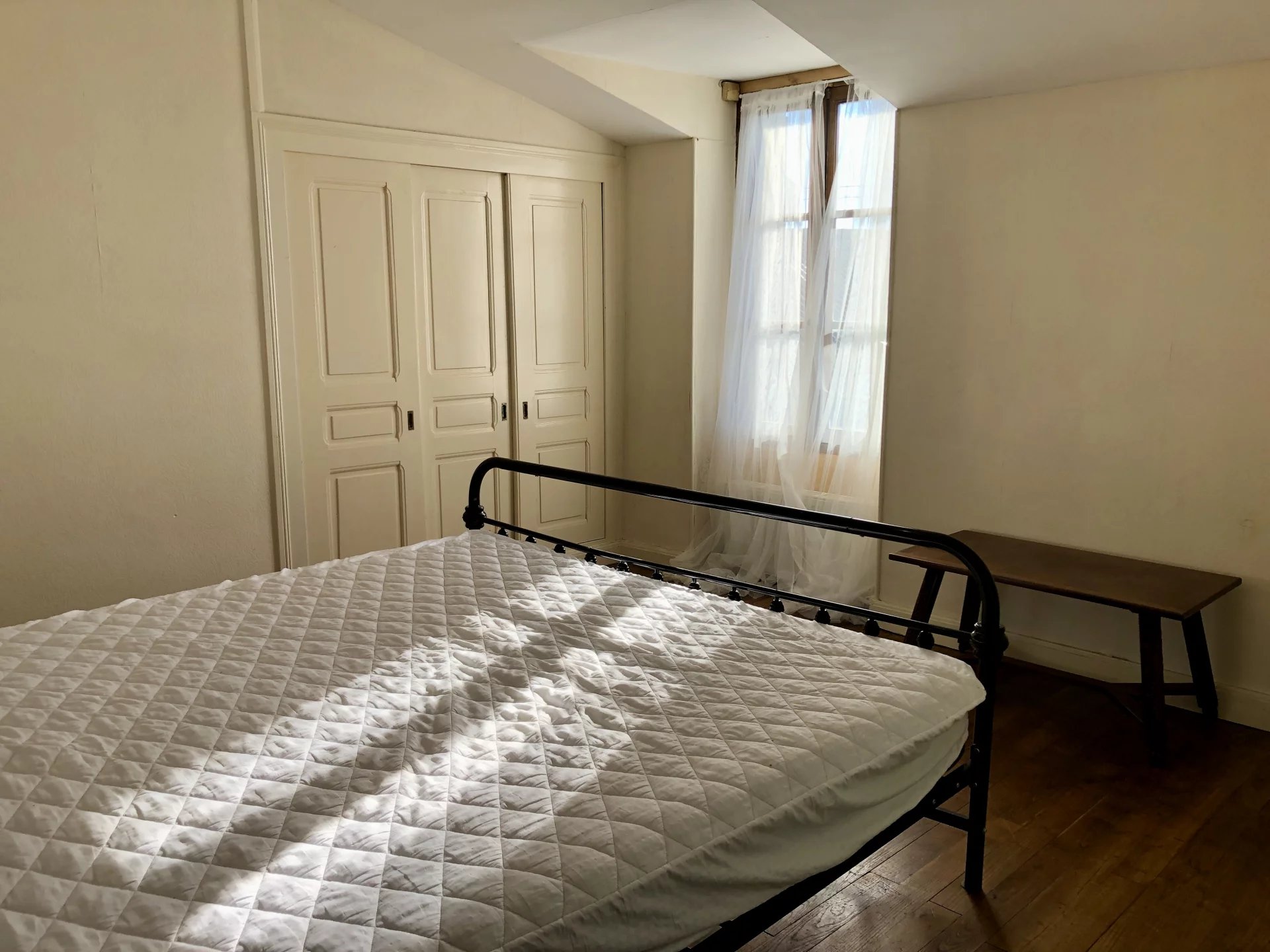 Cute Cottage with land and a barn, Limousin – France – BVI78575