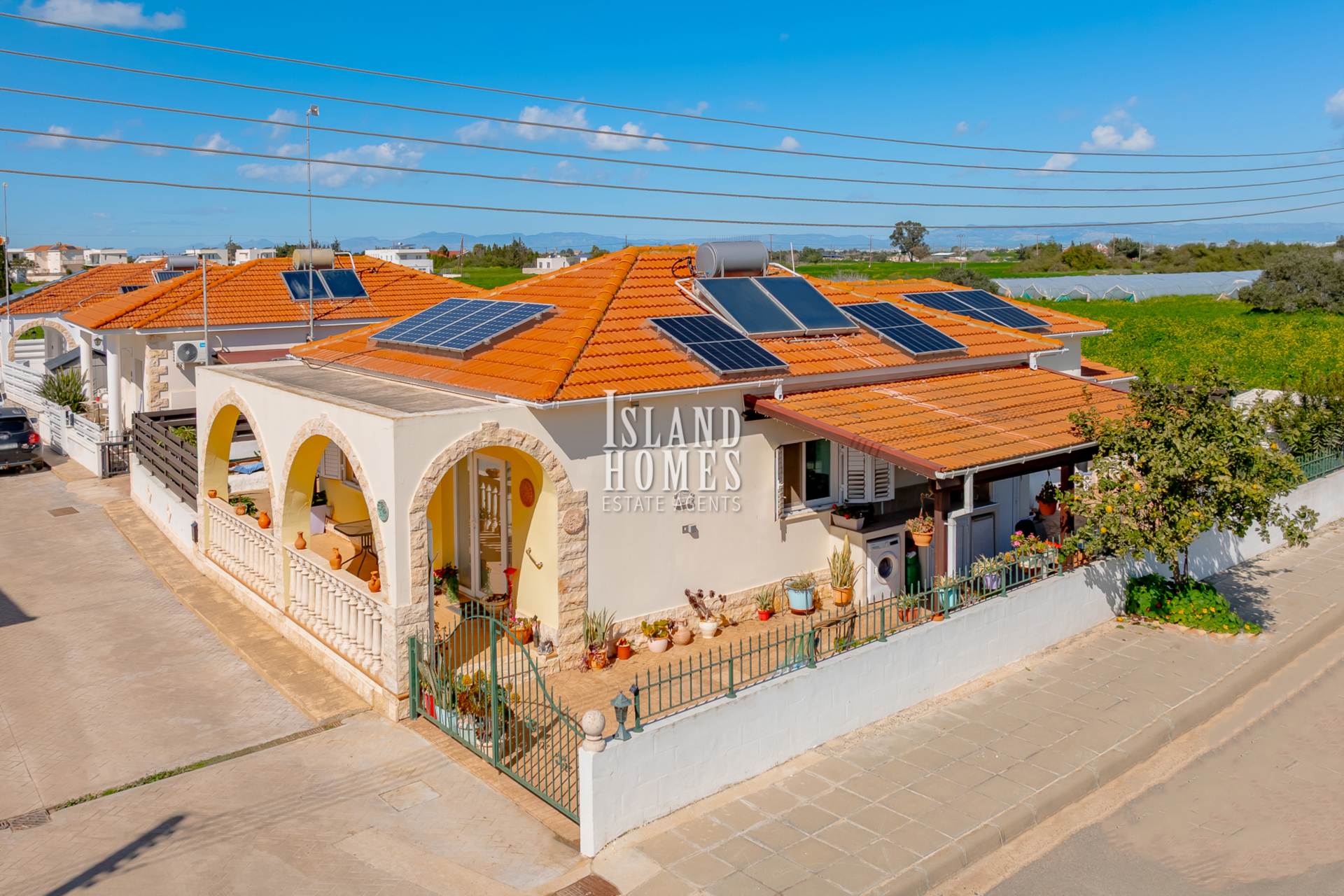 2 bedroom Bungalow in Frenaros, Famagusta, Cyprus – AsF135