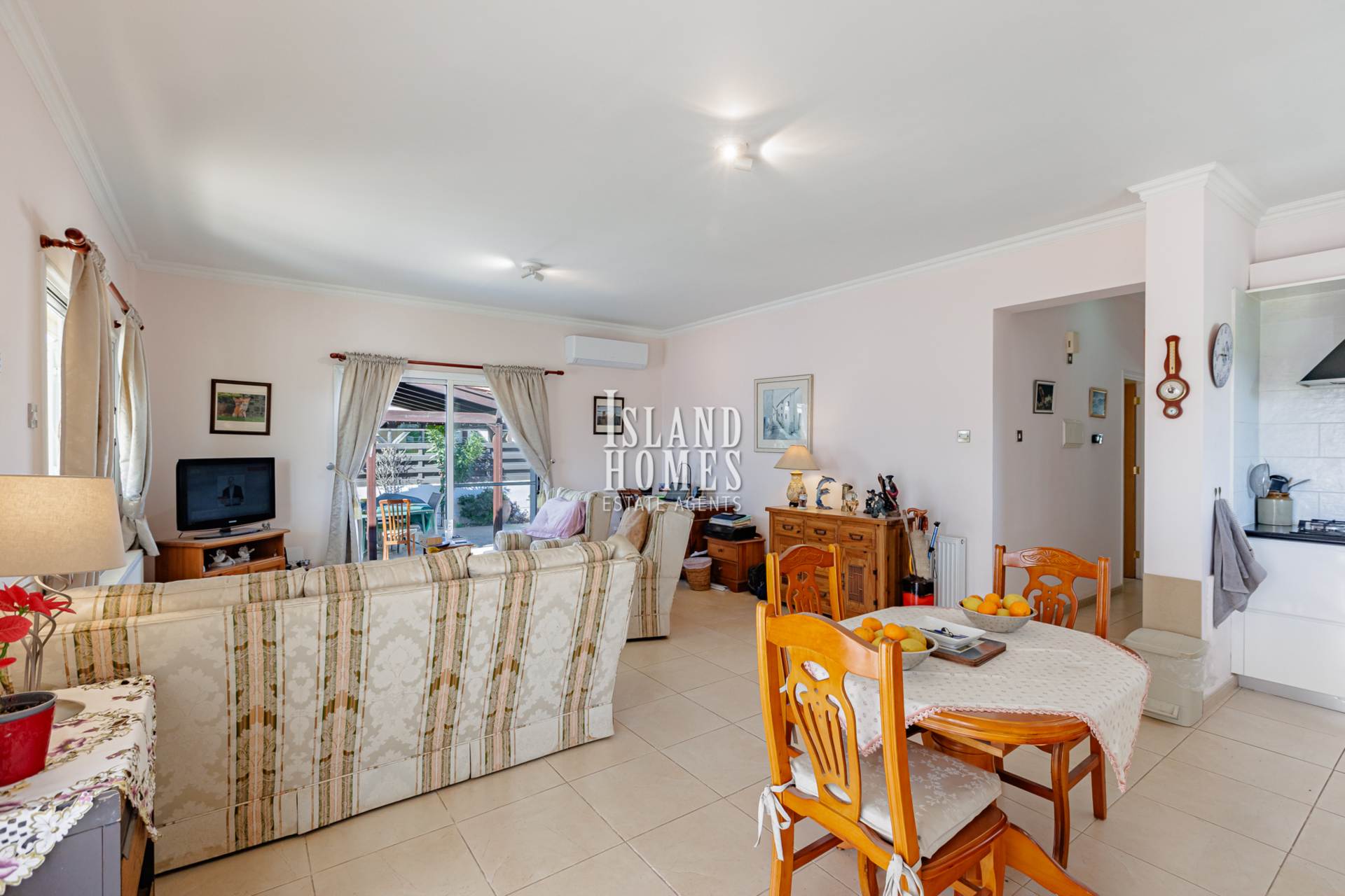 2 bedroom Bungalow in Frenaros, Famagusta, Cyprus – AsF135