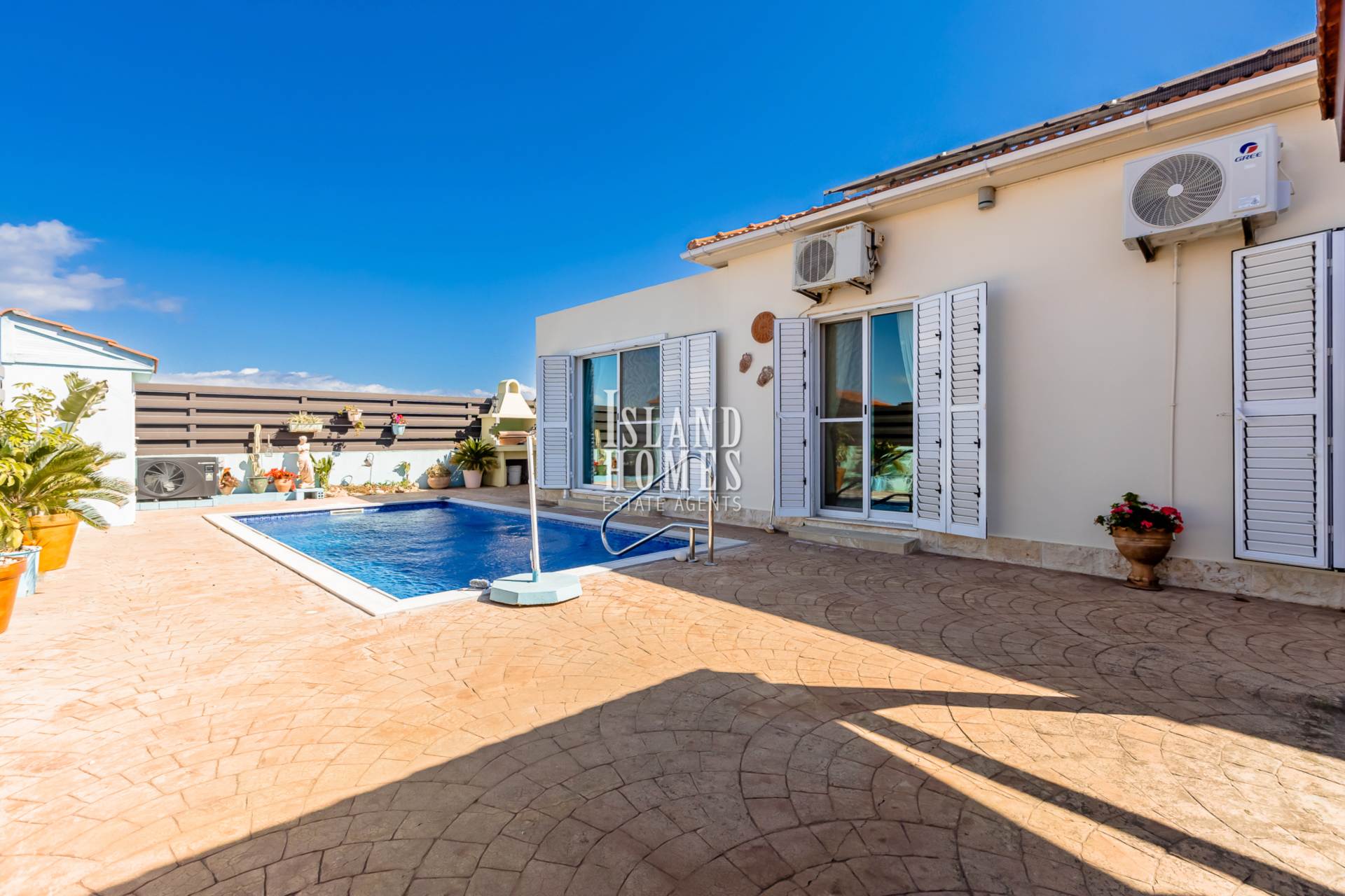 2 bedroom Bungalow in Frenaros, Famagusta, Cyprus – AsF135