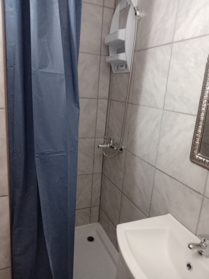 2 bedroom apartment in Novi Vinodolski, Croatia – 103612