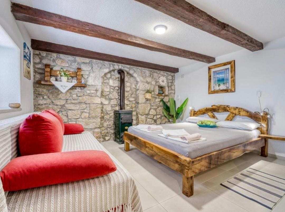 2 bedroom villa in Crikvenica, Croatia – 103611