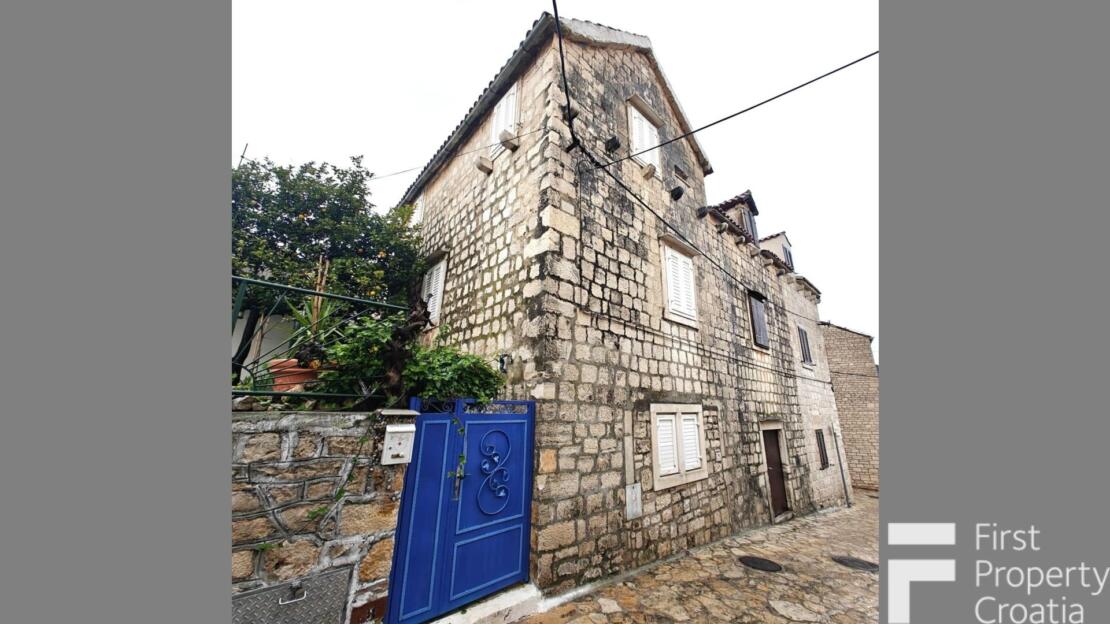 House on Brač island, Croatia – BR1758