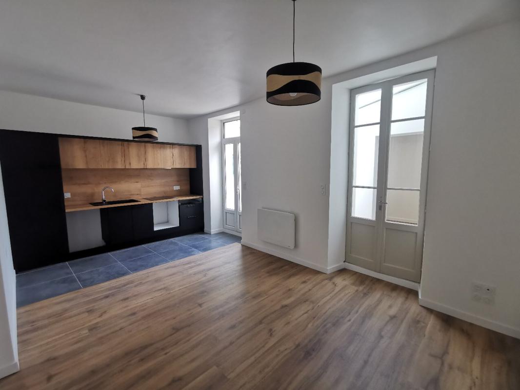 3 bedroom t4 in Millau, Aveyron, France