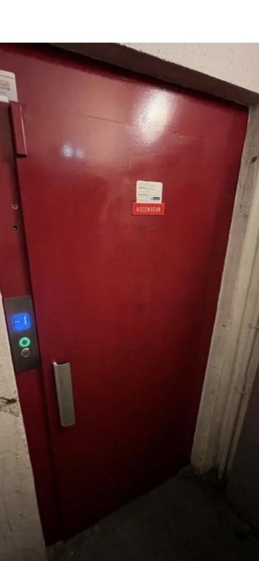 garage/box in Paris 19eme Arrondissement, Paris, France