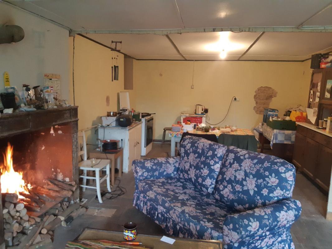 2 bedroom maison in Saint Martin Du Clocher, Charente, France