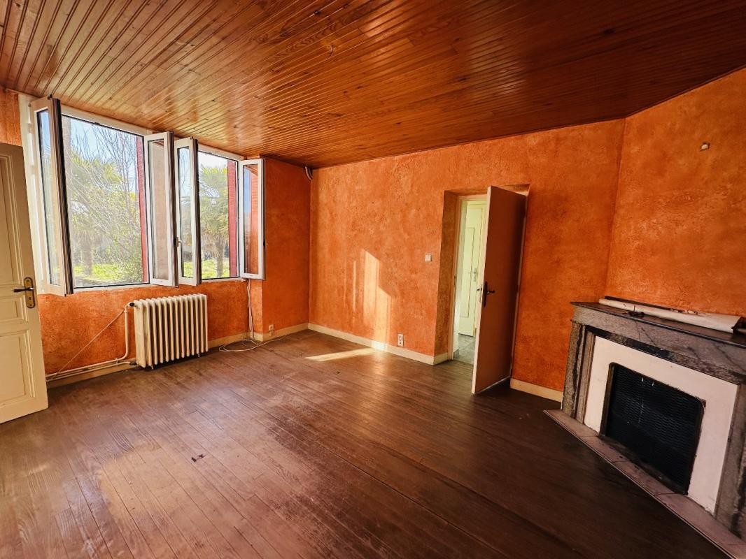 4 bedroom maison en pierres in Lorp Sentaraille, Ariège, France